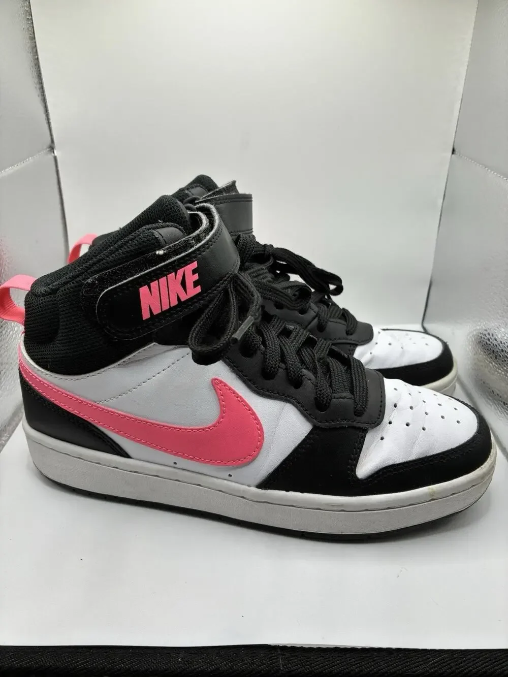 Nike Court Borough Mid 2 GS Sz 5Y White Black Pink Hi Top Sneakers Womens 6.5